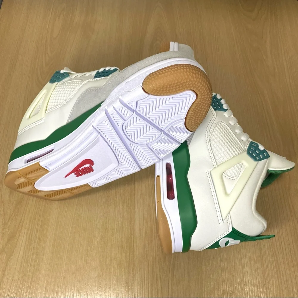 Women's Sneakers -Jordan 4 Retro SB ‘Pine Green’ - Picture 6 of 8